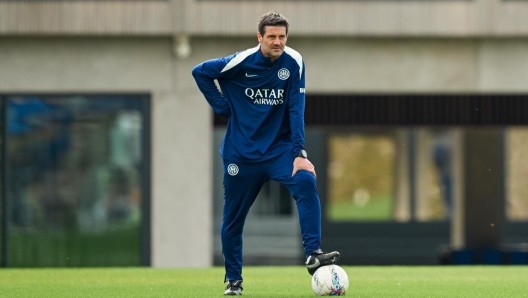  蓝黑军团陷入疲惫漩涡，战绩急转直下；齐沃不甘沉沦，恢复计划强势来袭！ 体育新闻 蓝黑军团陷入疲惫漩涡，战绩急转直下；齐沃不甘沉沦，恢复计划强势来袭！ 体育新闻