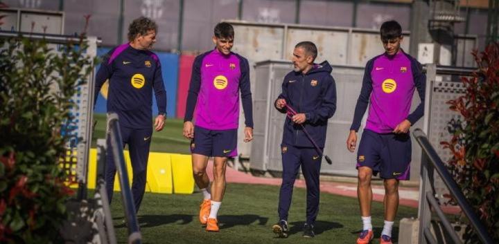  球队建设新举措；巴萨着手完善年轻球员合同体系，以适应阵容变化。 体育新闻 球队建设新举措；巴萨着手完善年轻球员合同体系，以适应阵容变化。 体育新闻 球队建设新举措；巴萨着手完善年轻球员合同体系，以适应阵容变化。 体育新闻