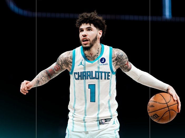  三分狂潮下的战术碾压：解析黄蜂22分逆转森林狼的技术密钥 体育新闻