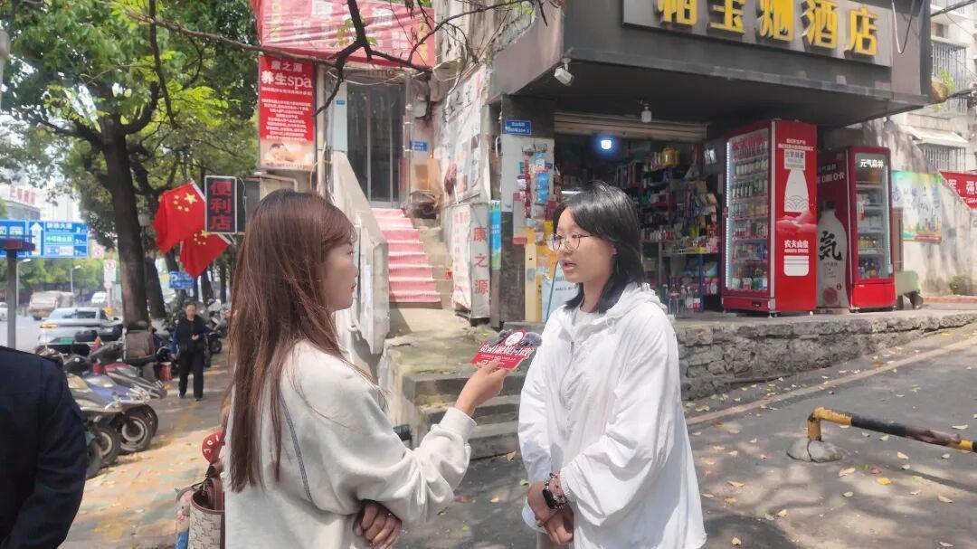  【深度调查】贵阳宝山北路150米人行道失守：电动车占道乱象背后的城市治理困局 新闻