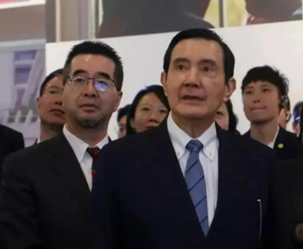  马英九基金会权力洗牌：十七年心腹出局背后的决策链重构 新闻