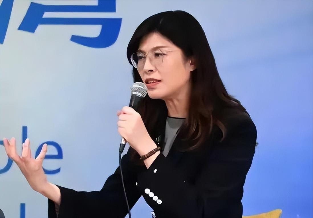  马英九基金会权力洗牌：十七年心腹出局背后的决策链重构 新闻